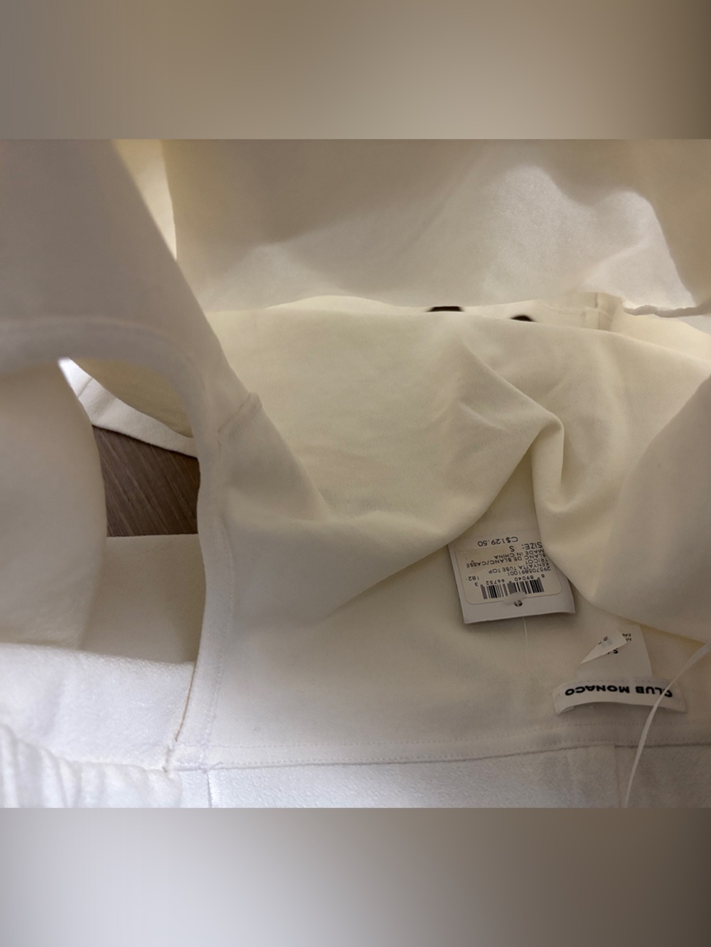 Club Monaco Off-Shoulder White Women’s Top - Picture 5 of 5